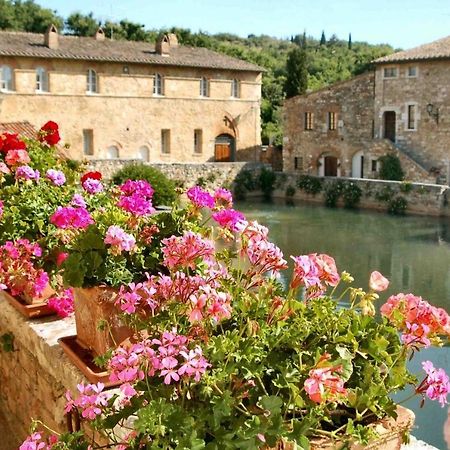 شقة Finestra Sulla Val D'Orcia San Quirico dʼOrcia المظهر الخارجي الصورة
